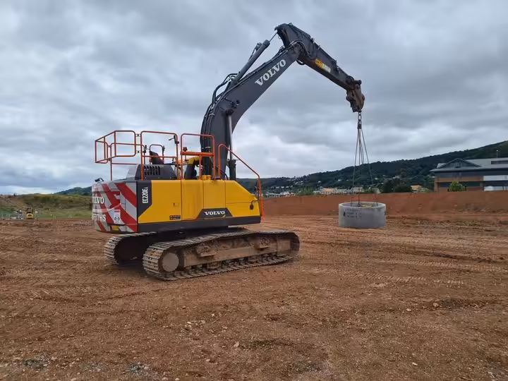 Excavator as a Crane Training